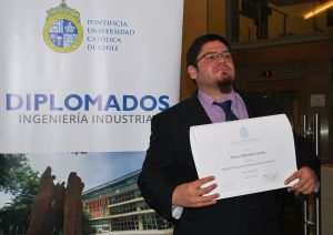 Clase Ejecutiva graduó 1200 nuevos alumnos con innovadora metodología de enseñanza online