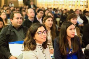 Clase Ejecutiva UC graduó a alumnos de Walmart de sus programas de diplomado online.