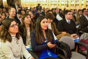 Clase Ejecutiva UC graduó a alumnos de Walmart de sus programas de diplomado online.