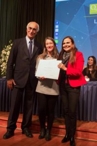 Clase Ejecutiva UC graduó a alumnos de Walmart de sus programas de diplomado online.